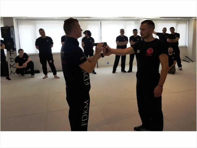 Self Defence seminer fotoğrafı